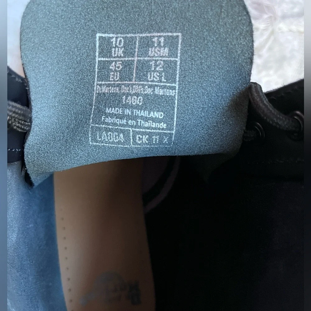 Dr. Martens 1460 Smooth Leather Boots Black Size 11 Men / 12 Women - Picture 5 of 12